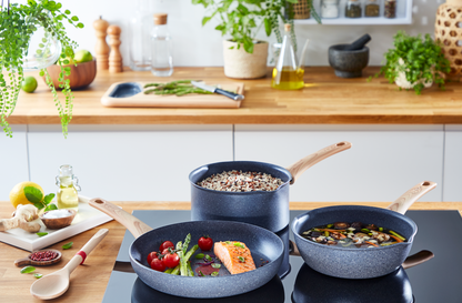 Tefal กระทะก้นแบน Natural Force Frypan ขนาด 24 ซม.  รุ่น G2660402