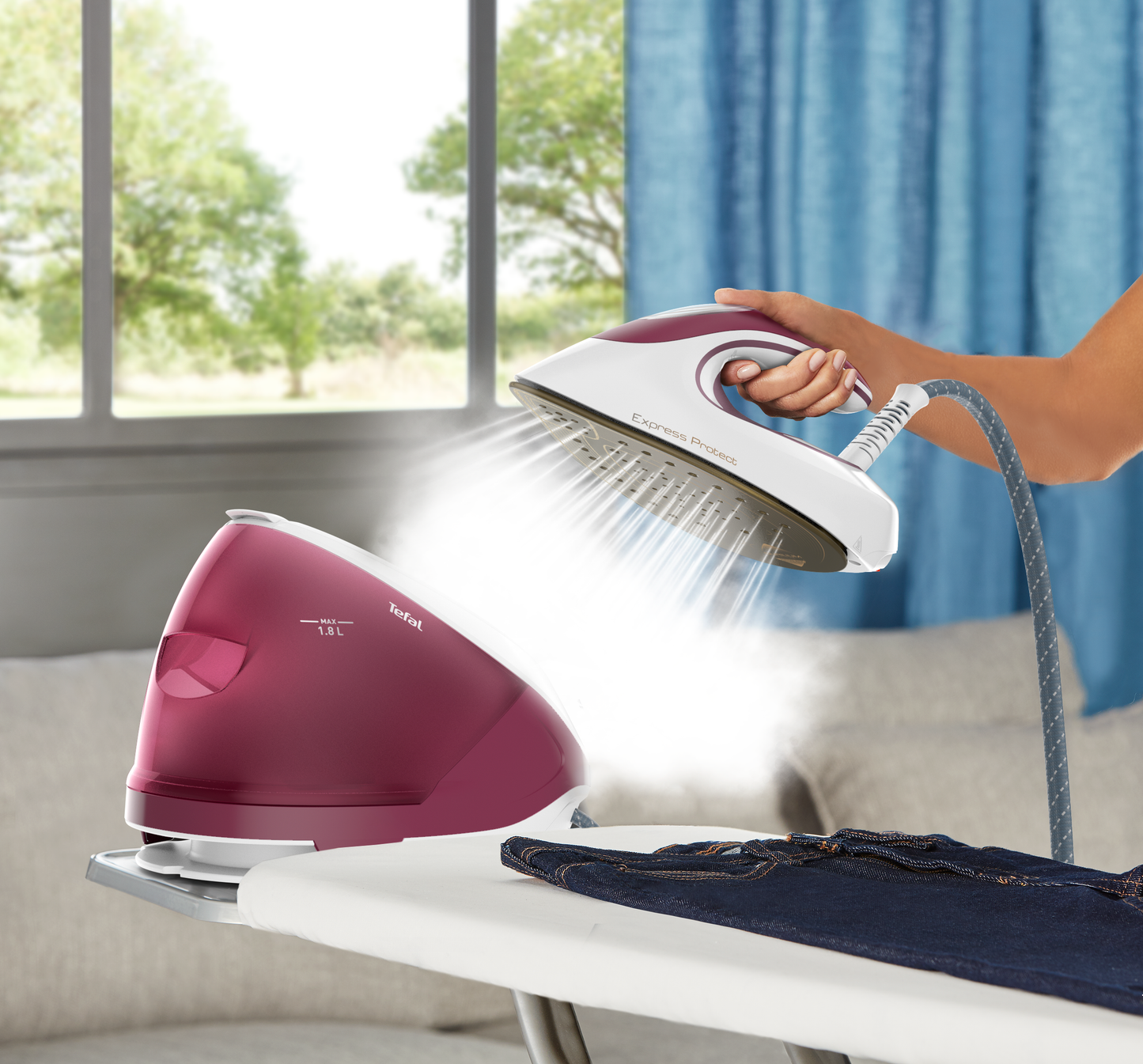 Tefal เตารีดแรงดันไอน้ำ EXPRESS PROTECT 7.5 บาร์ รุ่น SV9201E0